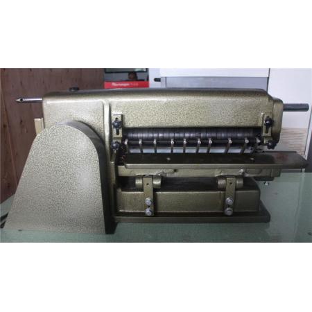 XD-107 Leather Strip cutting machine